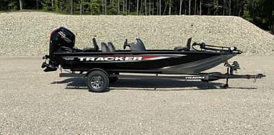 BOATZON | 2025 Tracker Boats Pro Team 195 TXW Tournament Edition BOATZON | 2025 Tracker Boats Pro Team 195 TXW Tournament Edition