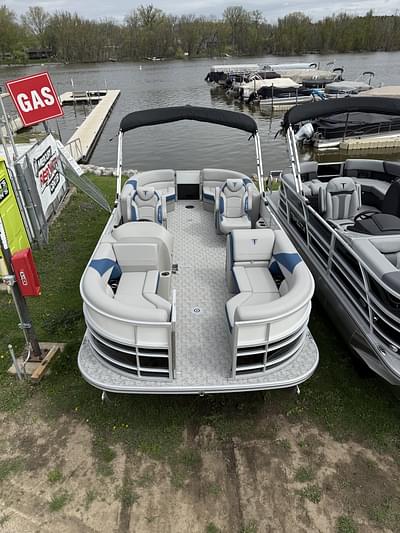 BOATZON | 2025 Trifecta 22 RF CS