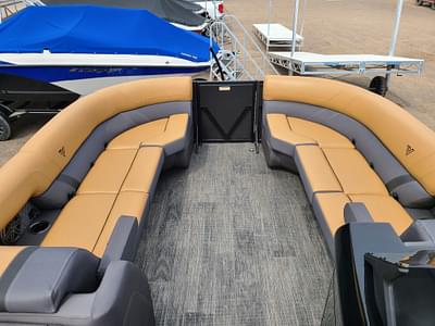 BOATZON | 2025 Viaggio Lago Z24U Tritoon W 250HP Suzuki Motor  Trailer