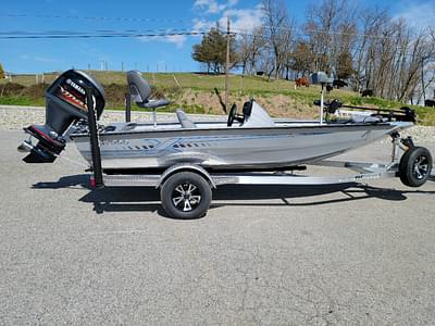 BOATZON | 2025 Xpress H17 Bass w Yamaha Vmax 90 SHO In stock