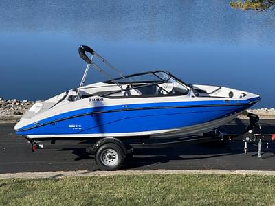 BOATZON | 2025 Yamaha SX195 Only 1 Space Blue Left