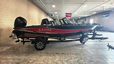 BOATZON | 2026 Lund 1875 Crossover XS BOATZON | 2026 Lund 1875 Crossover XS