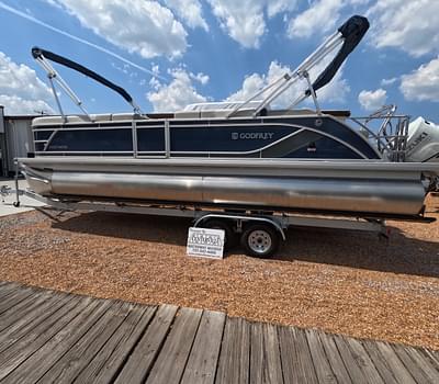 BOATZON | 2026 Sweetwater Sweetwater Lounge 2486 SFL In Stock