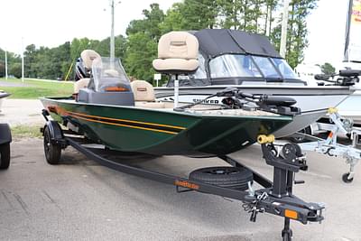 BOATZON | 2026 Tracker Boats Classic SE
