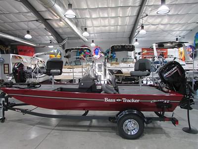BOATZON | 2026 Tracker Boats Classic XL