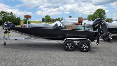 BOATZON | 2026 Xpress H20 Bass w Yamaha Vmax 175 In stock