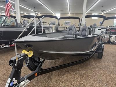 BOATZON | Alumacraft Voyageur 175 Tiller 2025 BOATZON | Alumacraft Voyageur 175 Tiller 2025