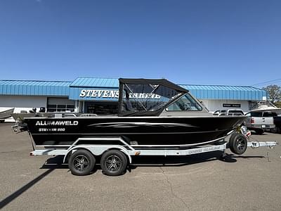 BOATZON | Alumaweld Stryker 220 2025