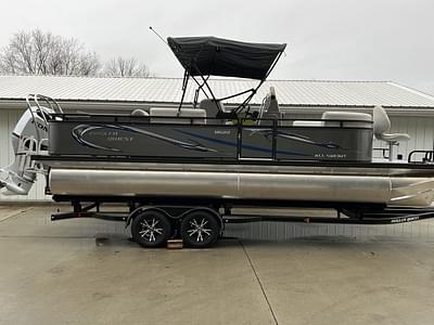 BOATZON | Angler Qwest 8522 All Sport Triple Tube 2023