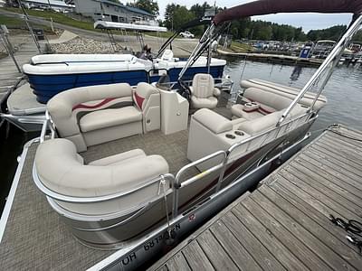 BOATZON | Apex Marine Qwest LS 7516 2015 BOATZON | Apex Marine Qwest LS 7516 2015