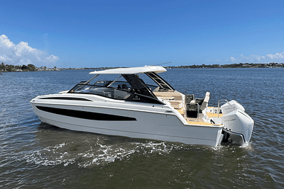 BOATZON | Aquila 32 SPORT 2023