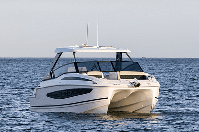 BOATZON | Aquila 32 Sport 2024