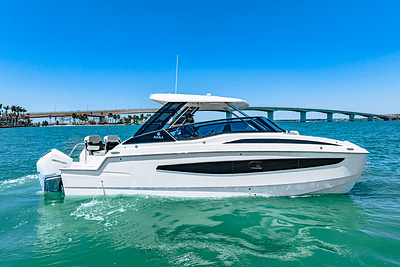 BOATZON | Aquila 32 Sport 2024 BOATZON | Aquila 32 Sport 2024