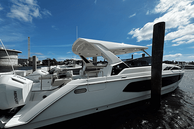 BOATZON | Aquila 36 Sport 2024