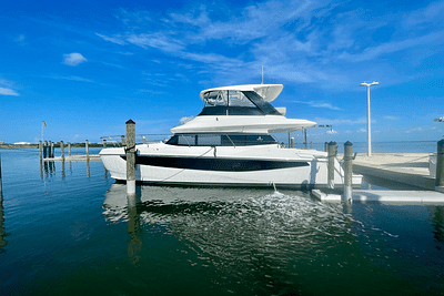 BOATZON | Aquila 42 Yacht 2025