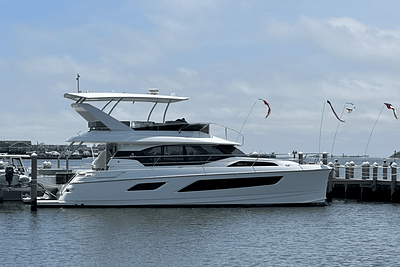 BOATZON | Aquila 44 2021