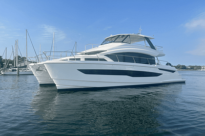 BOATZON | Aquila 54 Yacht 2025