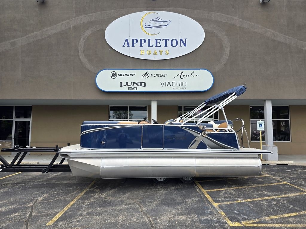 2025 Avalon 1985 LSZ CRB - Sold Boat