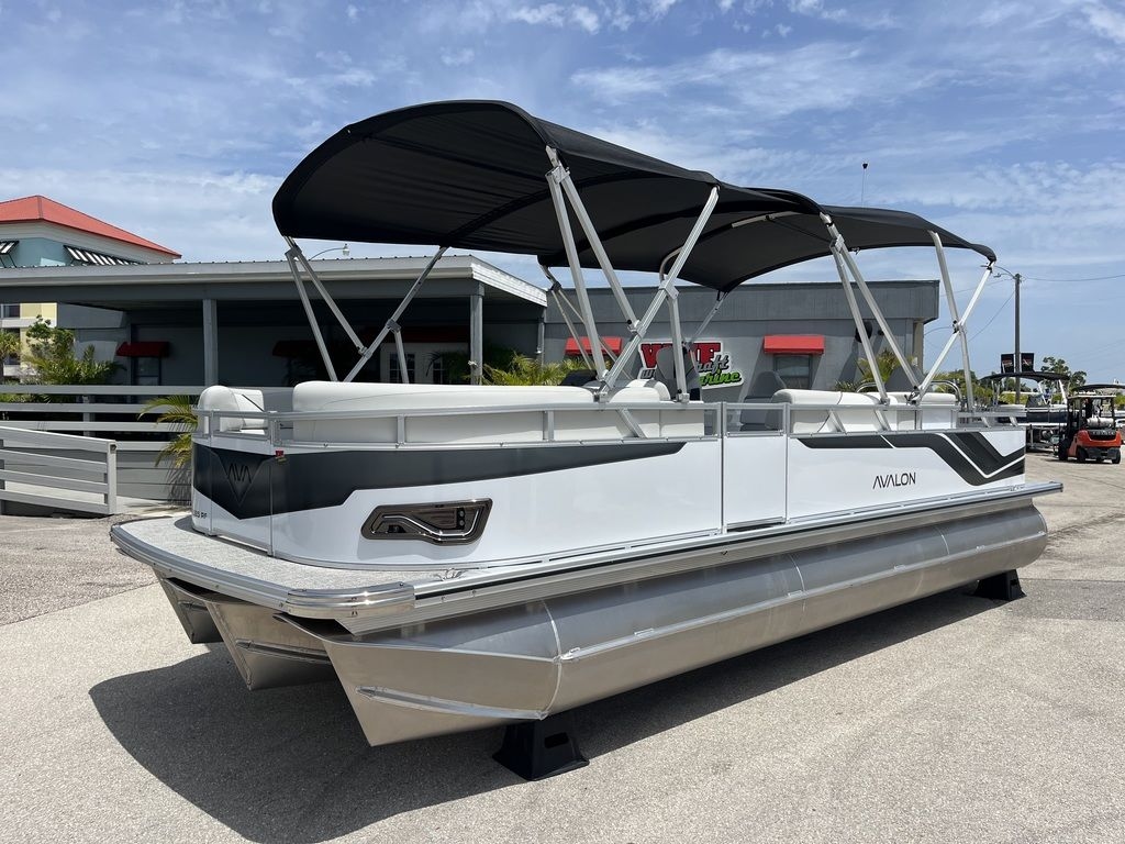 2025 Avalon 2385 Venture 85 Rear Fish Tri Toon High Performance - Sold Boat