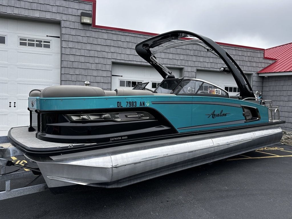 2021 Avalon 2585 Excalibur Elite Windshield Tri Toon Mercury Racing 450R - Sold Boat
