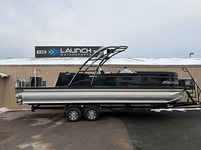 BOATZON | Avalon Avalon 25 Catalina Rear J Lounger 2023