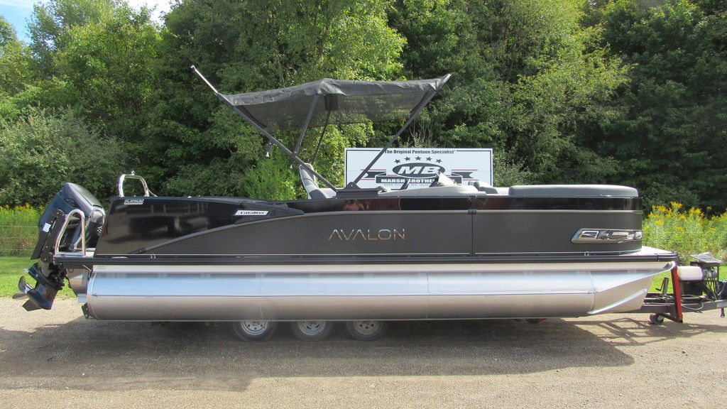 2025 Avalon Catalina 2385 VRB - Sold Boat