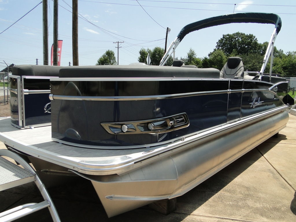 2023 Avalon Catalina Quad Lounger 25 FT - Sold Boat