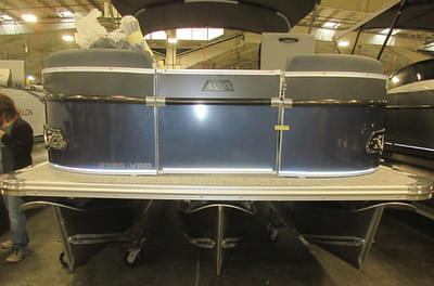 BOATZON | Avalon Catalina Versatile Rear Bench 23 FT 2025 BOATZON | Avalon Catalina Versatile Rear Bench 23 FT 2025