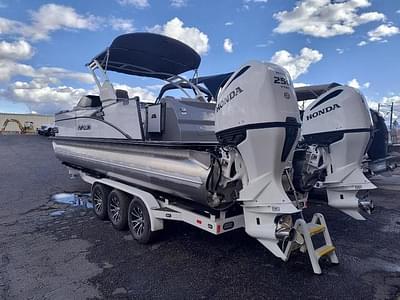 BOATZON | Avalon Catalina Windshield Twin 250s 2024