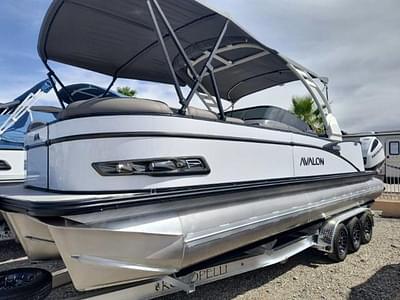 BOATZON | Avalon Catalina Windshield Twin 250s 500 HP 2024 BOATZON | Avalon Catalina Windshield Twin 250s 500 HP 2024