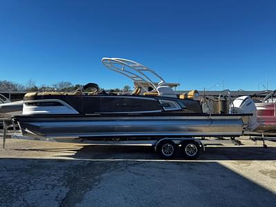 BOATZON | Avalon Excalibur LTD Quad Lounge 2025 BOATZON | Avalon Excalibur LTD Quad Lounge 2025