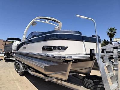 BOATZON | Avalon Excalibur LTD SS Quad Lounge Windshield 25 FT 2025 BOATZON | Avalon Excalibur LTD SS Quad Lounge Windshield 25 FT 2025