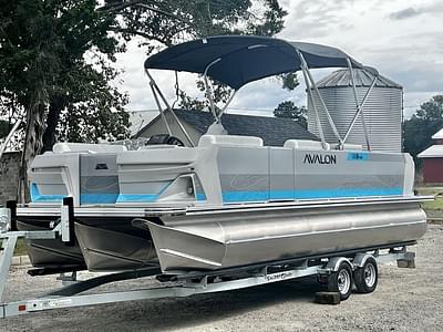 BOATZON | Avalon Geofish 23 Rear Fish  Triple Toon  IN STOCK 2025