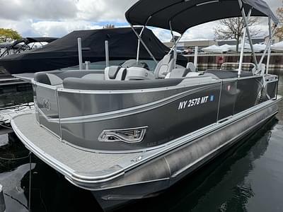 BOATZON | Avalon LSZ REAR FISH 2285 2022