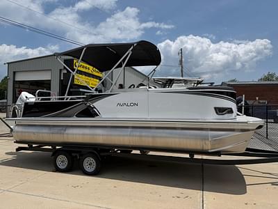 BOATZON | Avalon LSZ Versatile Rear Bench 2025 BOATZON | Avalon LSZ Versatile Rear Bench 2025
