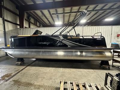 BOATZON | Avalon LSZ VRB 2385 Tri Toon priced with a 150hp 2025 BOATZON | Avalon LSZ VRB 2385 Tri Toon priced with a 150hp 2025