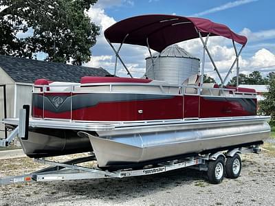 BOATZON | Avalon Venture 85 23 Quad Lounge  IN STOCK 2024