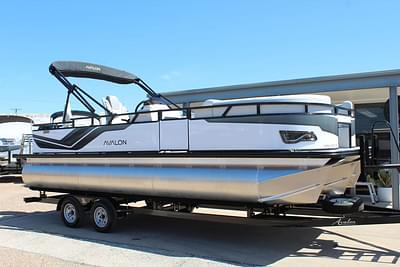 BOATZON | Avalon Venture 85 Rear Fish 23 FT 2025