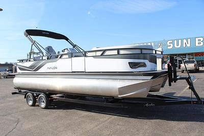 BOATZON | Avalon Venture 85 Rear Fish 23 FT 2025