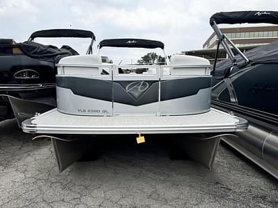 BOATZON | 2024 Avalon VLS 2380 Quad Lounge BOATZON | 2024 Avalon VLS 2380 Quad Lounge