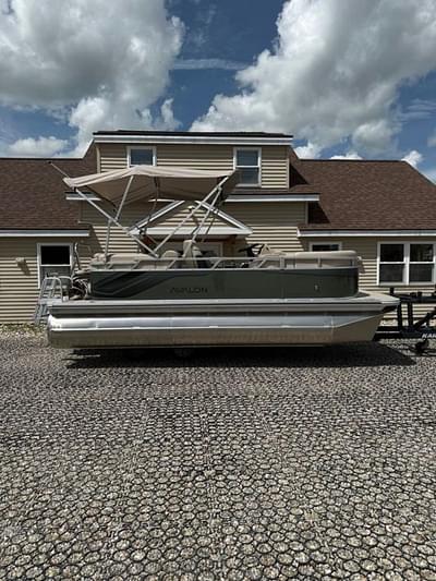 BOATZON | Avalon VLS Quad Lounger 19 FT 2025 BOATZON | Avalon VLS Quad Lounger 19 FT 2025