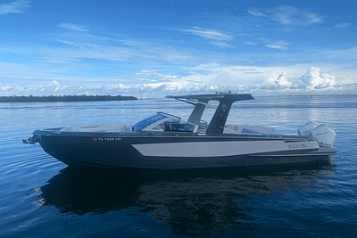 BOATZON | Aviara 32 OUTBOARD 2022