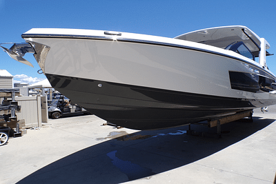 BOATZON | Aviara 36 OUTBOARD 2021 BOATZON | Aviara 36 OUTBOARD 2021