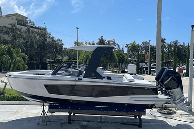 BOATZON | Aviara AV28 Outboard 2024