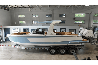 BOATZON | Aviara AV28 Outboard 2025