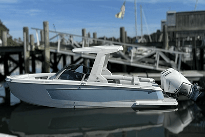 BOATZON | Aviara AV28 Outboard 2025