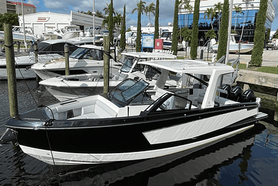 BOATZON | Aviara AV36 Outboard 2024