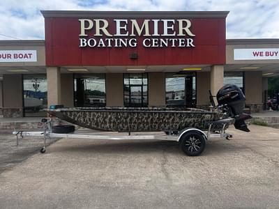 BOATZON | Avid 18 Commander 2025 BOATZON | Avid 18 Commander 2025