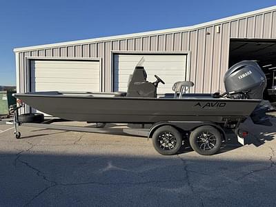BOATZON | Avid 20 ROGUE CC 2025 BOATZON | Avid 20 ROGUE CC 2025