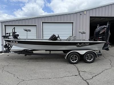 BOATZON | Avid 20 XB 2022 BOATZON | Avid 20 XB 2022